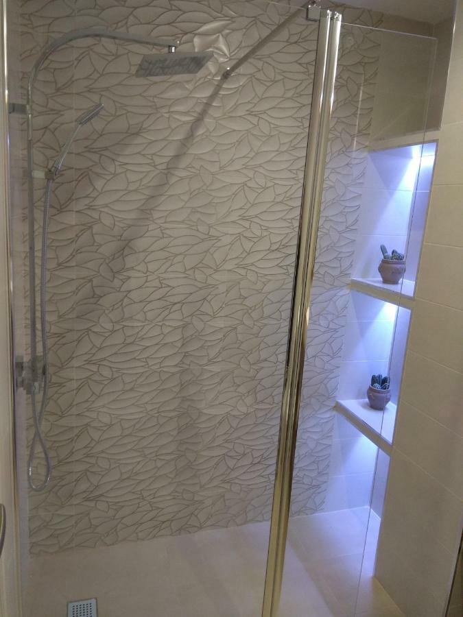 Apartamento A 150 Metros Del Mar, Parking Y Wifi Salobreña Eksteriør bilde